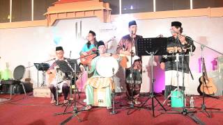 Download Lagu Pantun Budi - Buscaria Buskers (cover) MP3