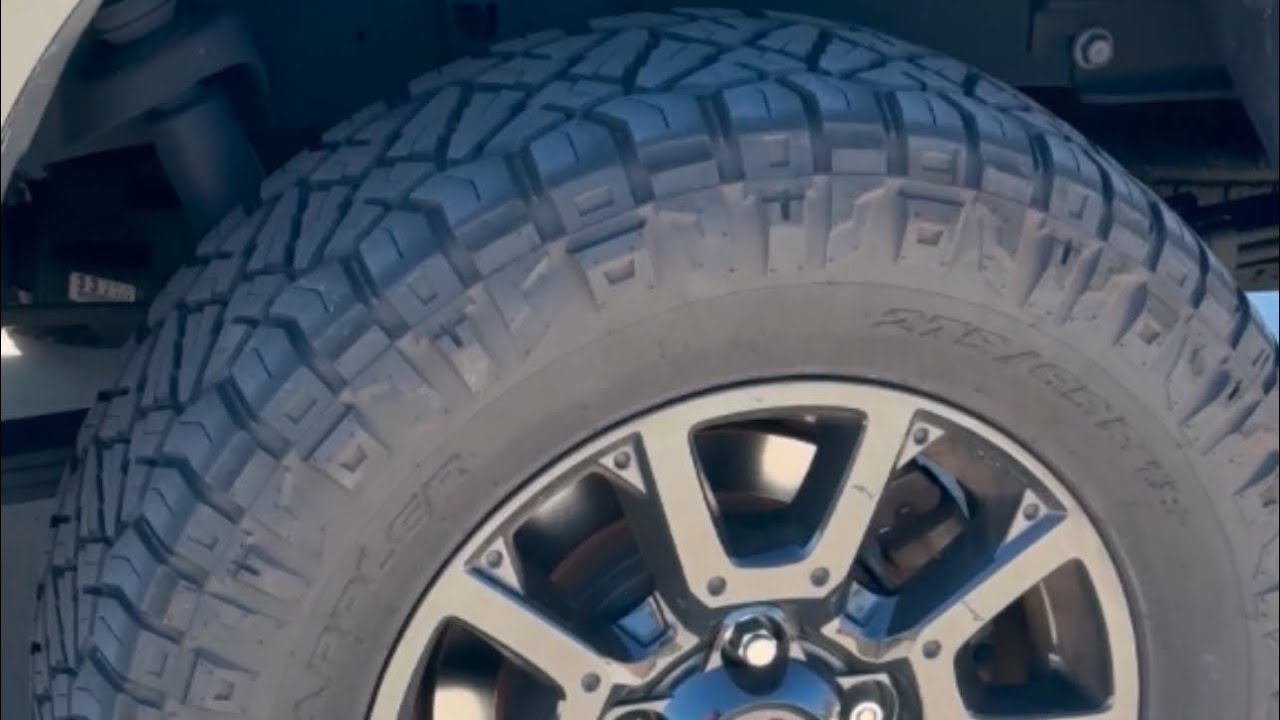 Nitto Ridge Grappler 275/65R18 116T XL Tires