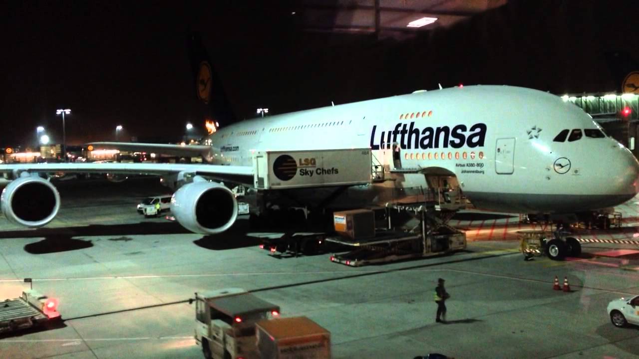 Airbus A380 loading - YouTube