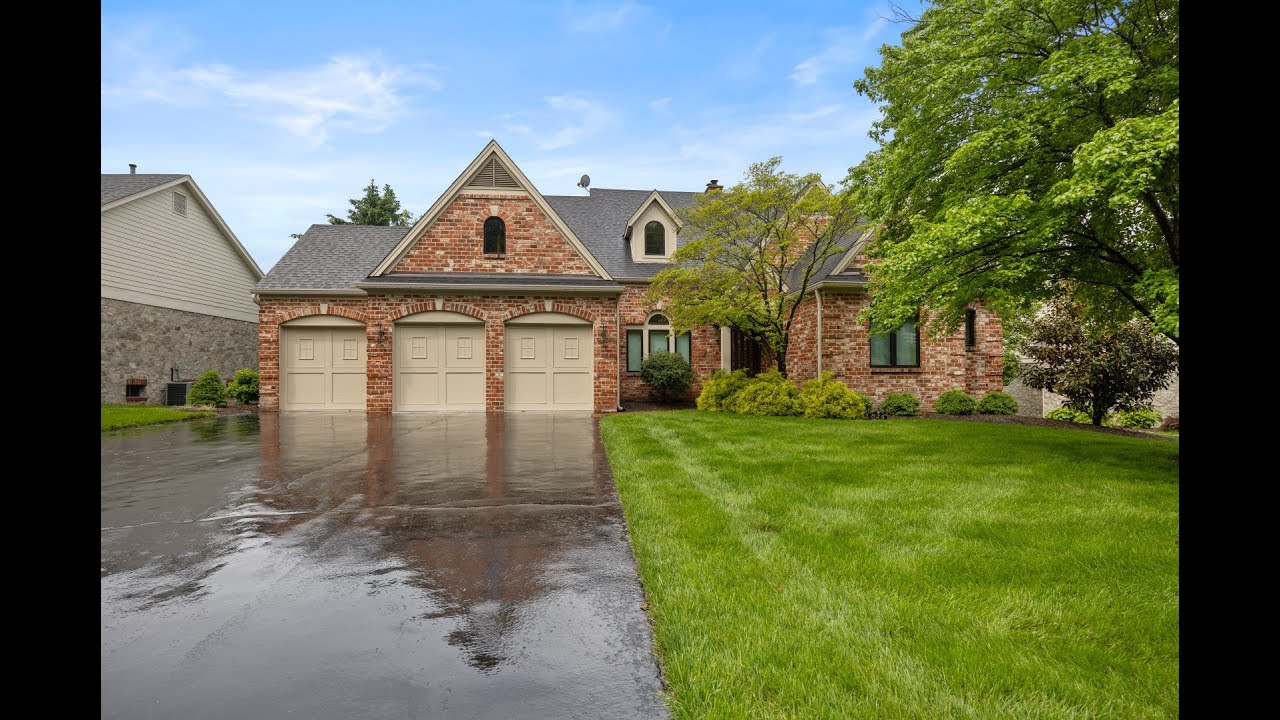 825 Cabernet Lane Saint Albans, MO | CBGundaker.com