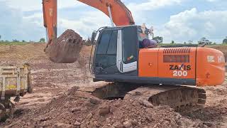 คนขับจัดเต็ม ฮิตาชิ ZX200-3 เจอดินดาน ไม่ค่อยเจอรุ่นนี้ ดั้มตั้งรับ excavator and truck