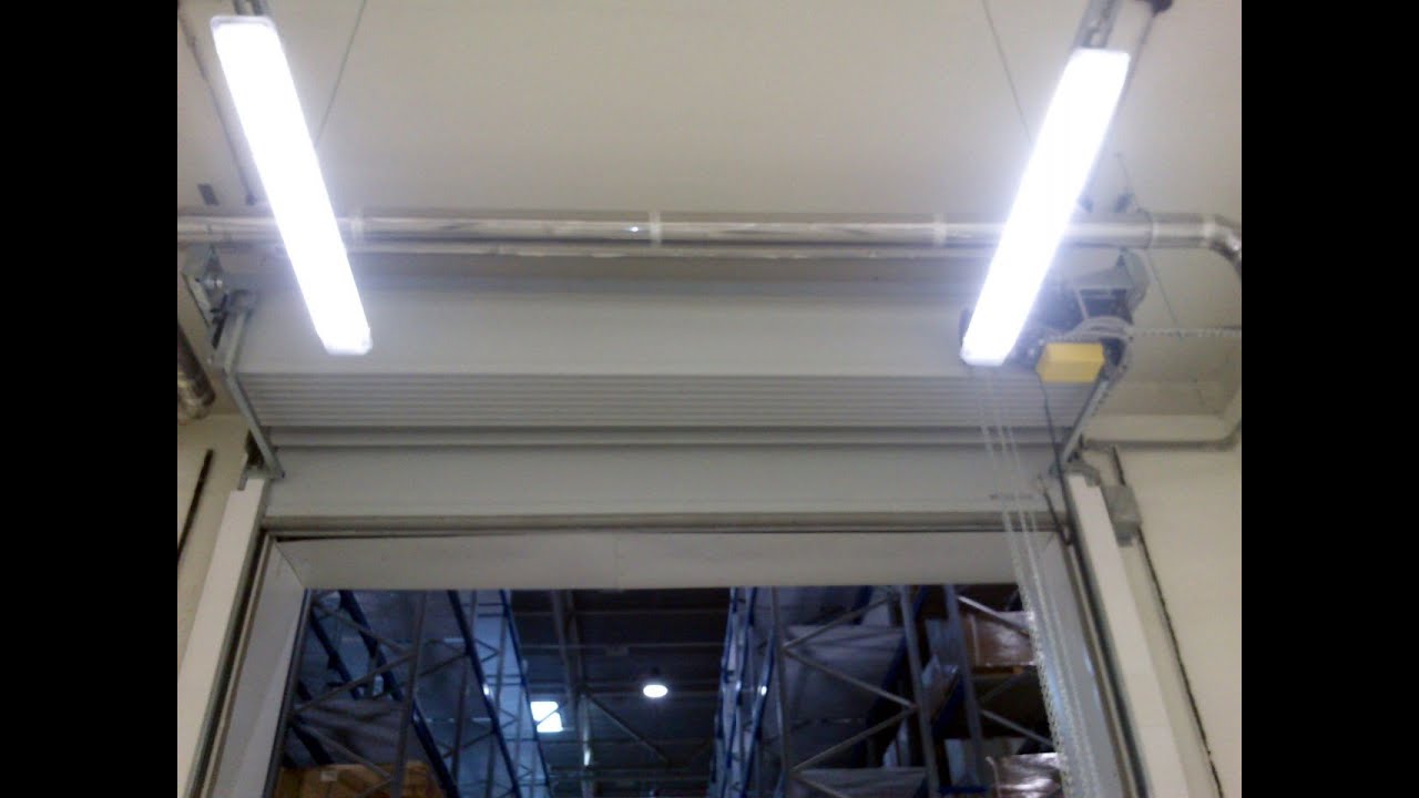 Противопожарные секционные ворота EFFERTZ на MOBIS