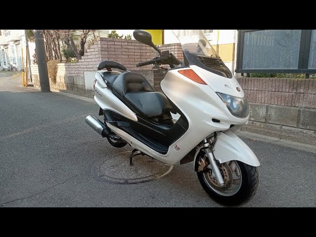 自賠責付き YAMAHA MAJESTY 125 コマジェ ホワイト・インジェクション