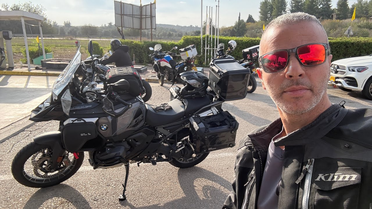 B.M.W GS 1300 ADV ASA received de to the east mountains on an amazing day before the rain comes 