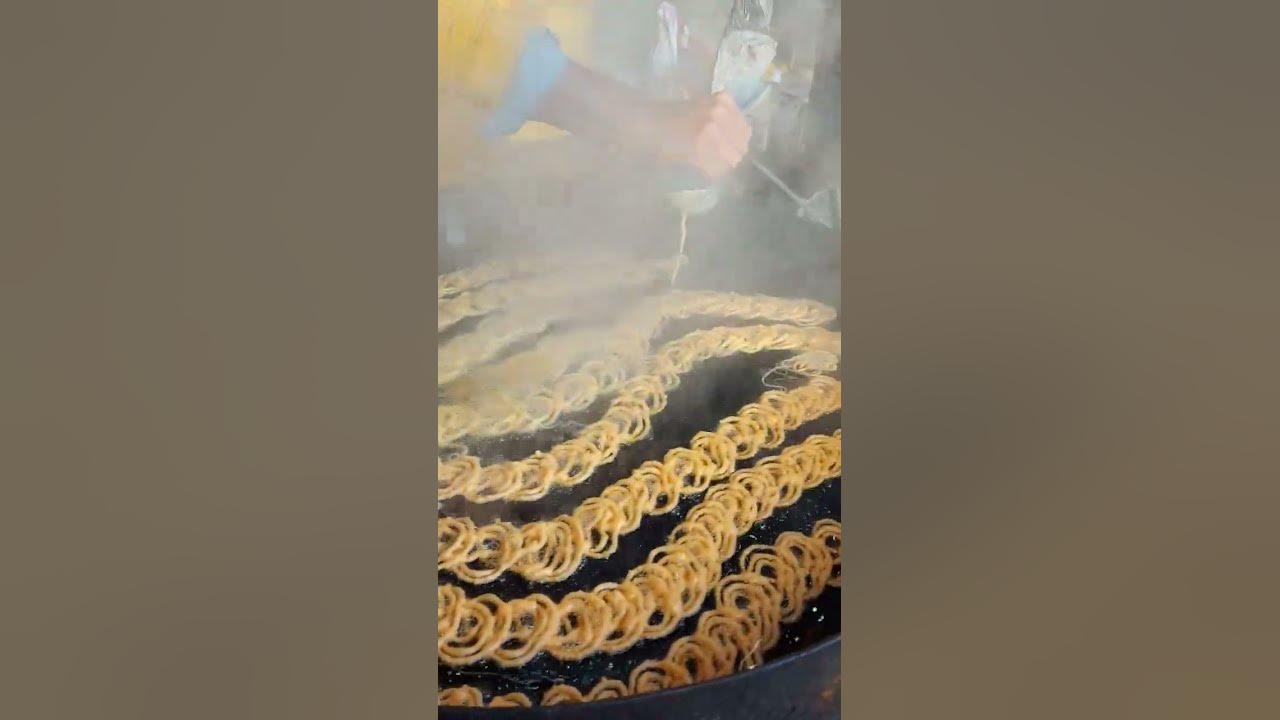 quaidabad-punjab-ki-mashhoor-jalebi-jalebi-sweet-food-yummy