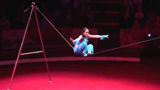 Thu Hien "Slack Wire"