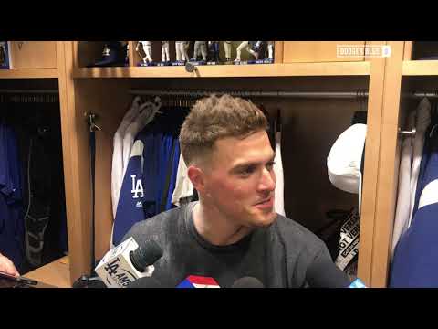 Dodgers postgame: Kiké Hernandez first career walk-off hit on bobblehead night at Dodger Stadium