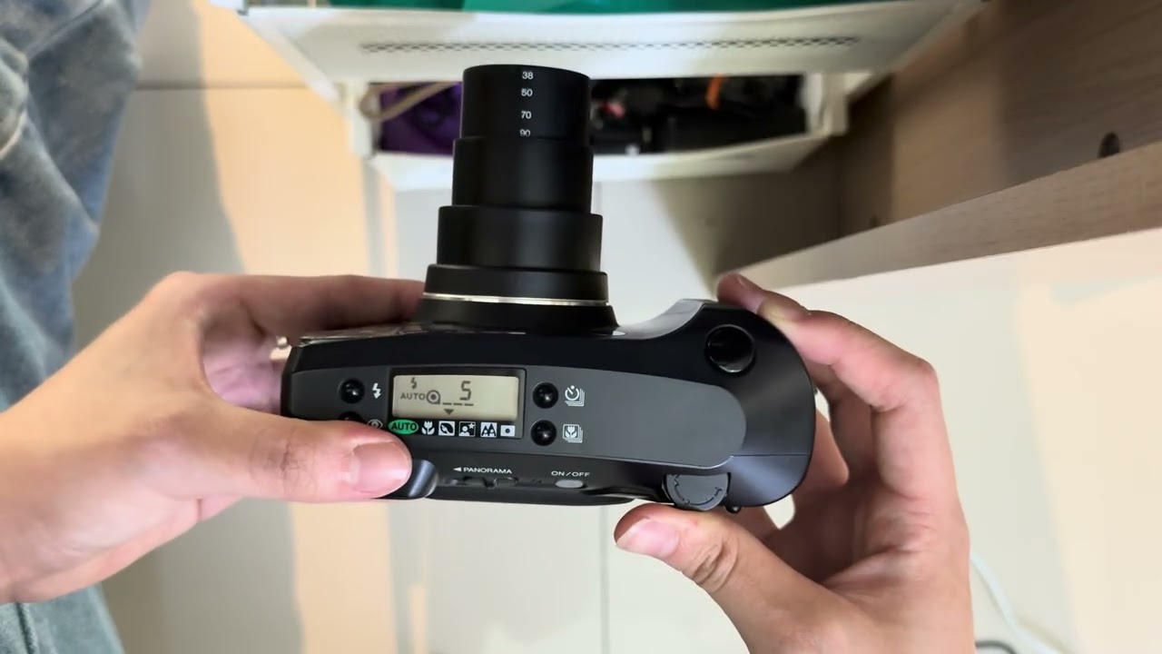 Minolta panorama zoom 135 - YouTube