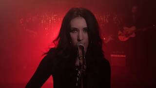 Video thumbnail of "Aubrie Sellers - Light Of Day (Official Performance Video)"