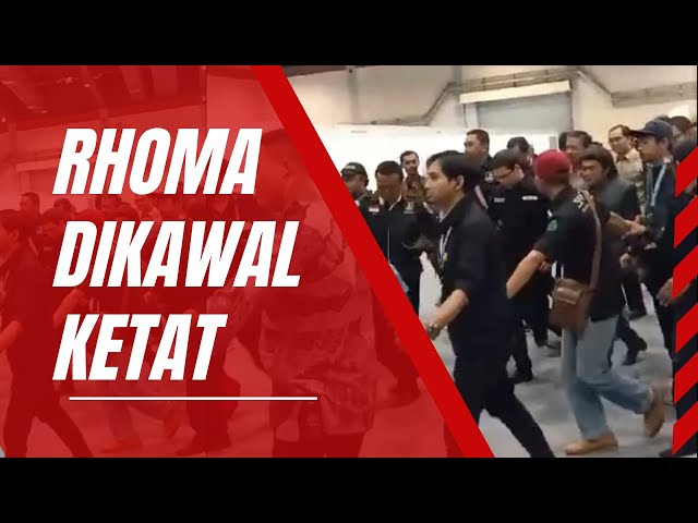 Rhoma Dapat Pengawalan Ketat Saat Hadiri Acara Kementerian Agama class=