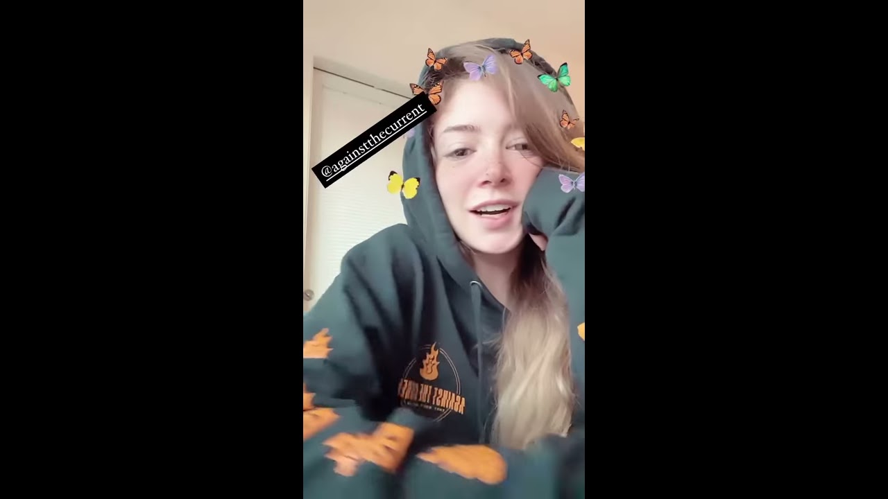 Chrissy Costanza Twitch