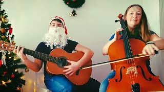 New Year Song with Duo Cello and Guitar. Играем новогоднюю песню &quot;В лесу родилась елочка&quot;