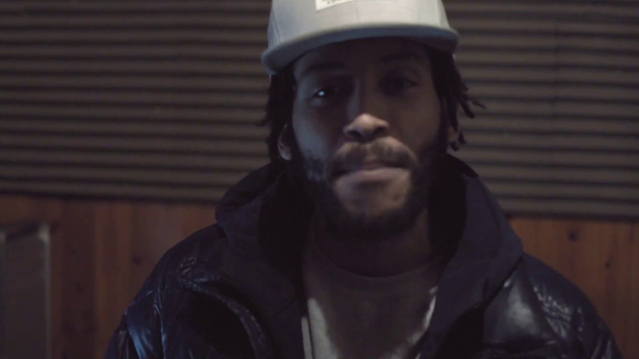 Wrigz freestyle: Manny legend spits bars so deep they're cinematic!!!