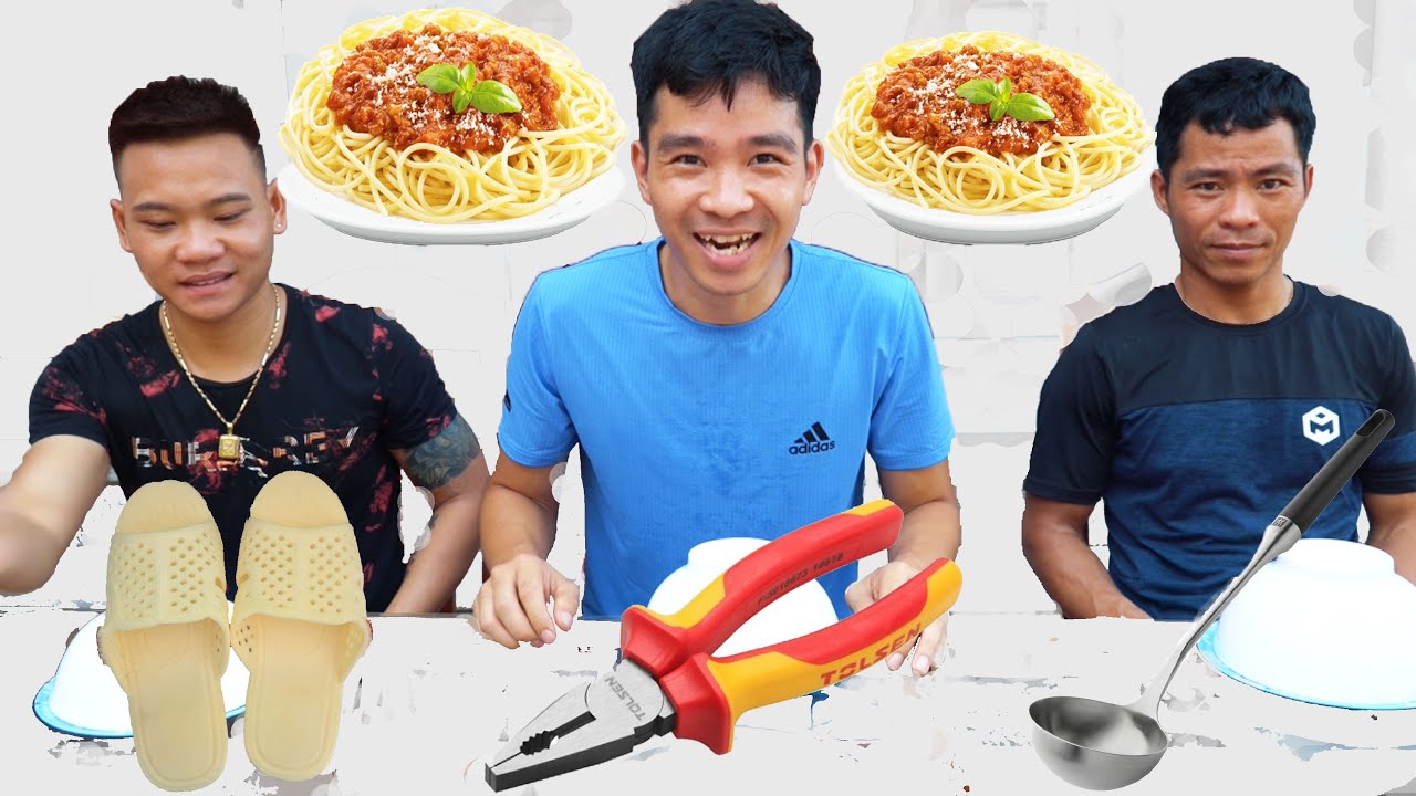 Trận Chiến Ăn Với Nhiều Dụng Cụ | Eating Challenge | PHD