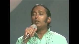 Video thumbnail of "Victor Ratnayake - Nalava Kisala Lavan Nalava"