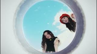 ILLIT - 'jellyous' but the instrumental is delayed by 12 seconds