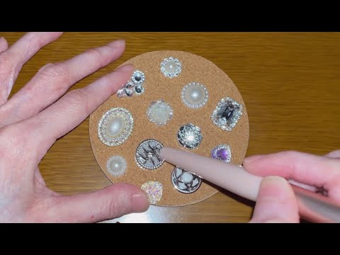 【ASMR】デコパーツをメイクブラシの持ち手で引っ掻く音✨【音フェチ】睡眠導入 Scratching sounds for sleep
