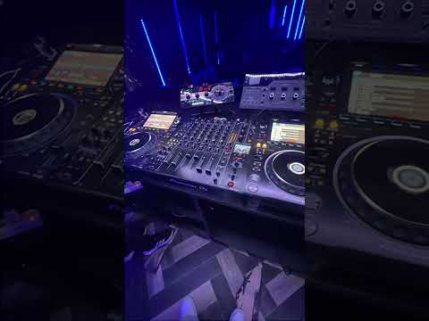 GROOVY TECH HOUSE (DEMO) 