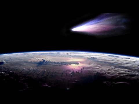Rare green comet and lunar eclipse occur on same night HD