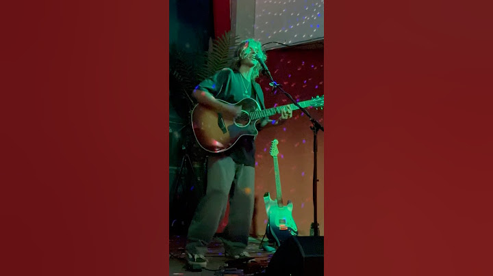 How did we end up here? 🤷‍♂️ #oscarstembridge #shorts #rockmusic  #singer #guitar