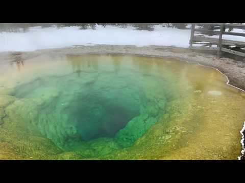 yellowstone-and-grand-tetons-trip-in-late-october