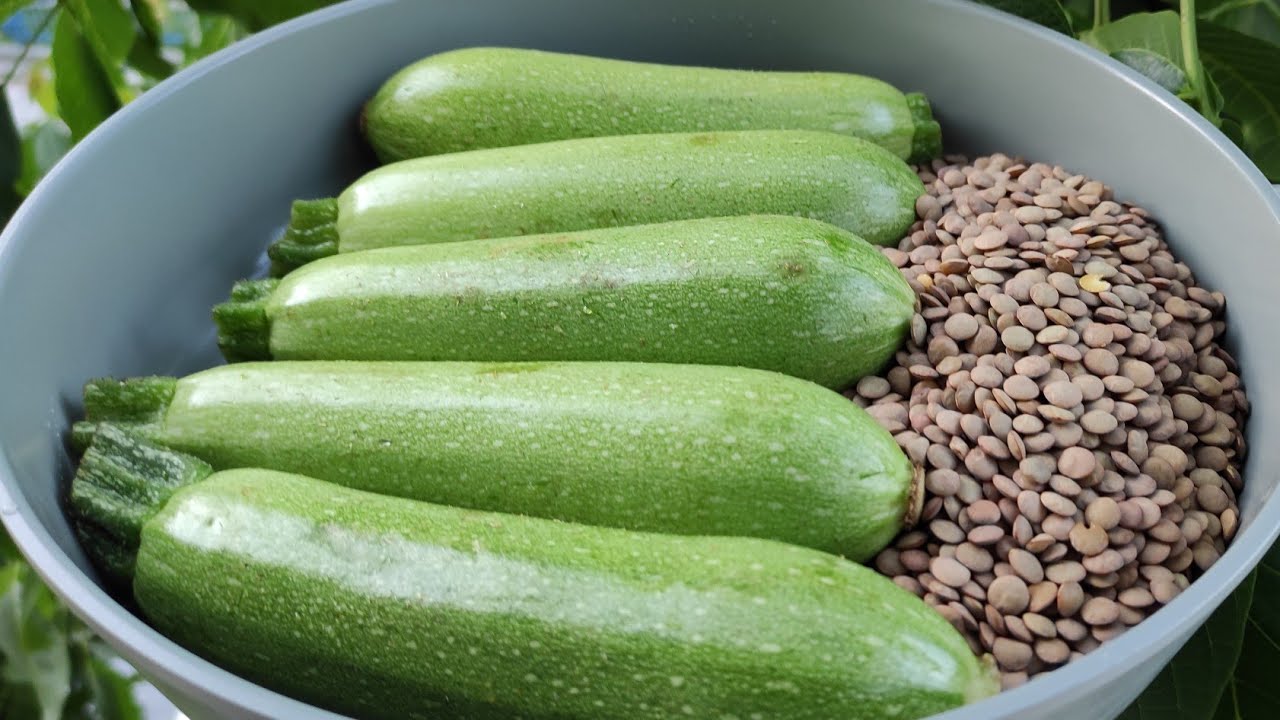 Пробовала кабачки с чечевицей, очень понравилось