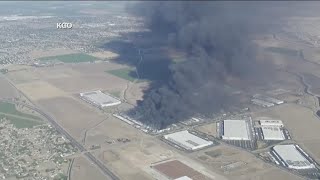 Fire destroys massive Tracy warehouse | To The Point with Alex Bell