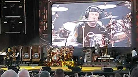 Rush plays "Leave That Thing Alone" live at the Gorge in George, WA 7/2/11