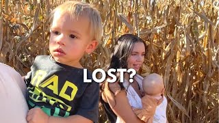 letting our toddler lead the way in a corn maze