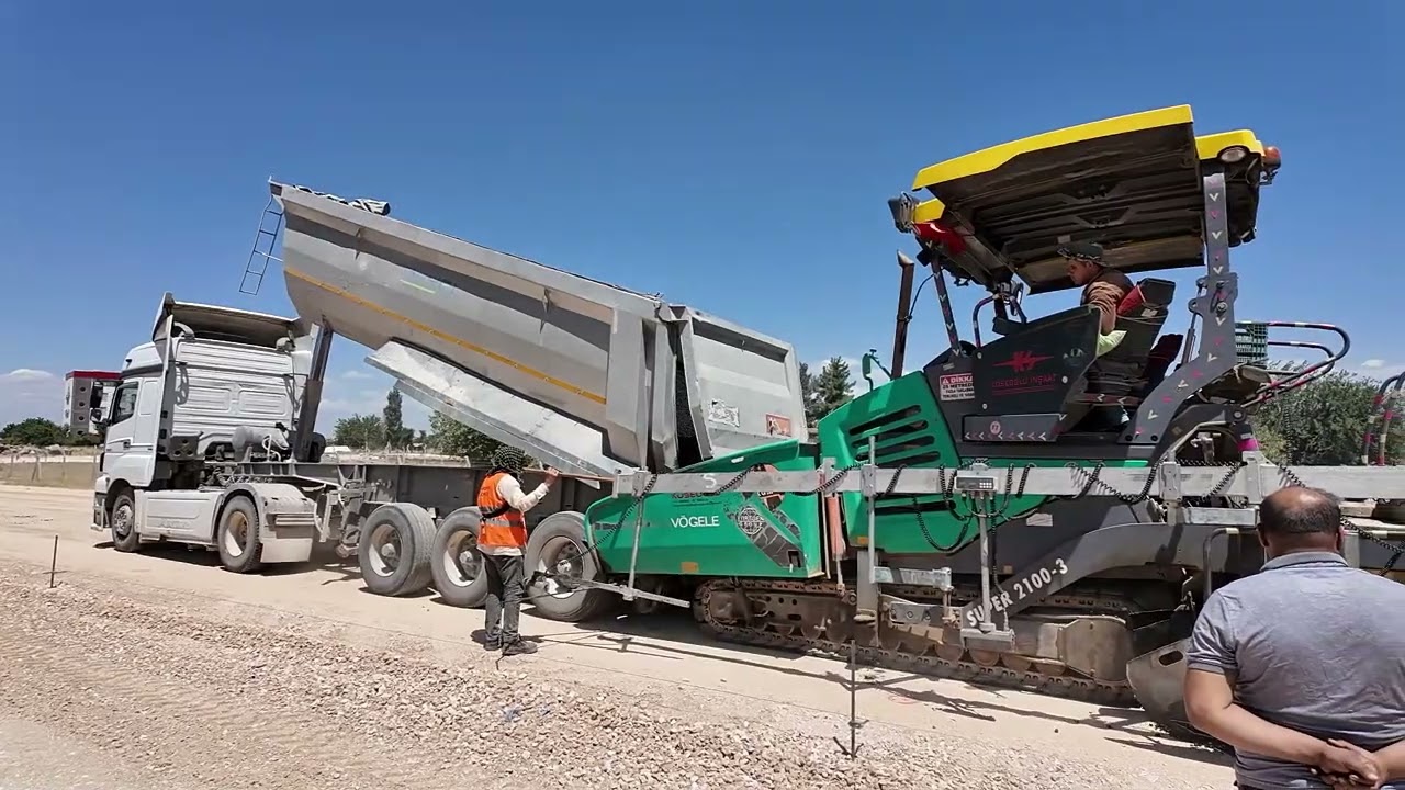 VİRANŞEHİR ÇEVRE YOLU ASFALTLA BULUŞUYOR