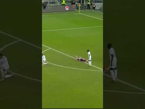 لقطة فالفيردي ضد اتلتيكو مدريد