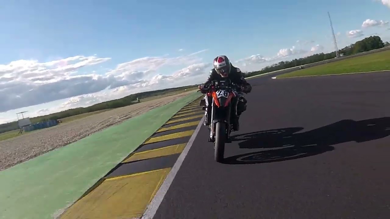 Stardesign Pannoniaring Rennen SBK1000 2.05.735 "KTM1290 Superduke R 16" 09.2022