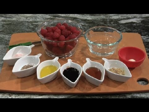 How to Make Healthy Balsamic Raspberry Vinaigrette Dressing : Unique Recipes