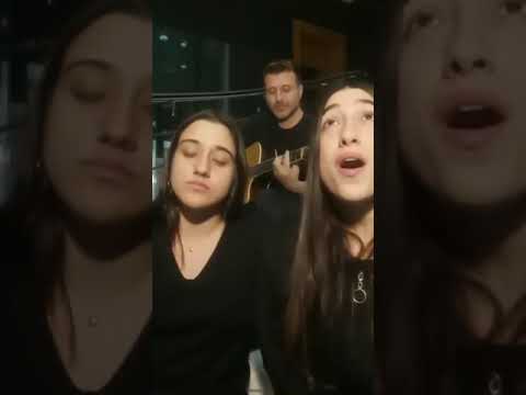 Κατερίνα & Ελεονόρα Κακοσαίου ~ Καρδούλα Μου Δε Σε Μαλώνω (Cover)