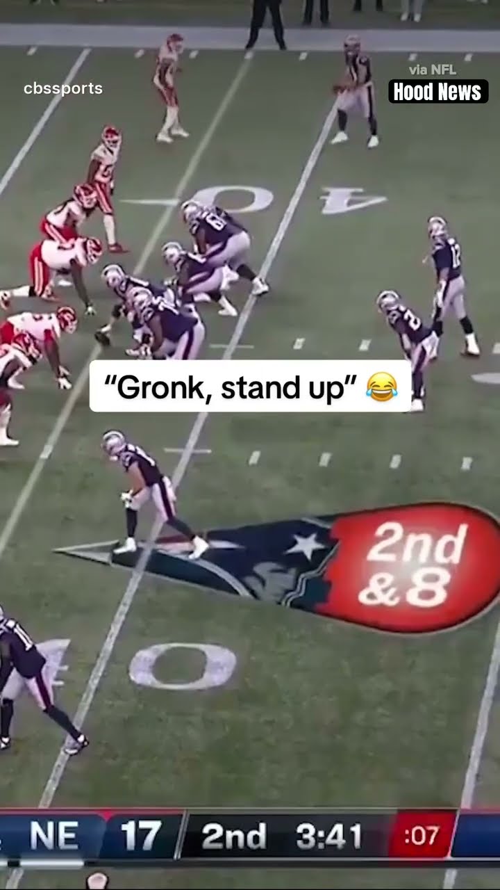 “Gronk, Stand up” #hoodnews #tombrady #patriots #robgronkowski #football #haha #omg #wow #how #lol