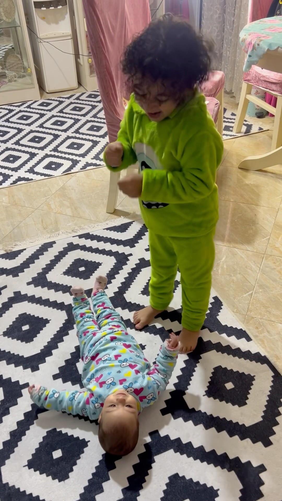 ناصر الأراجوز بتاع غرام ???
