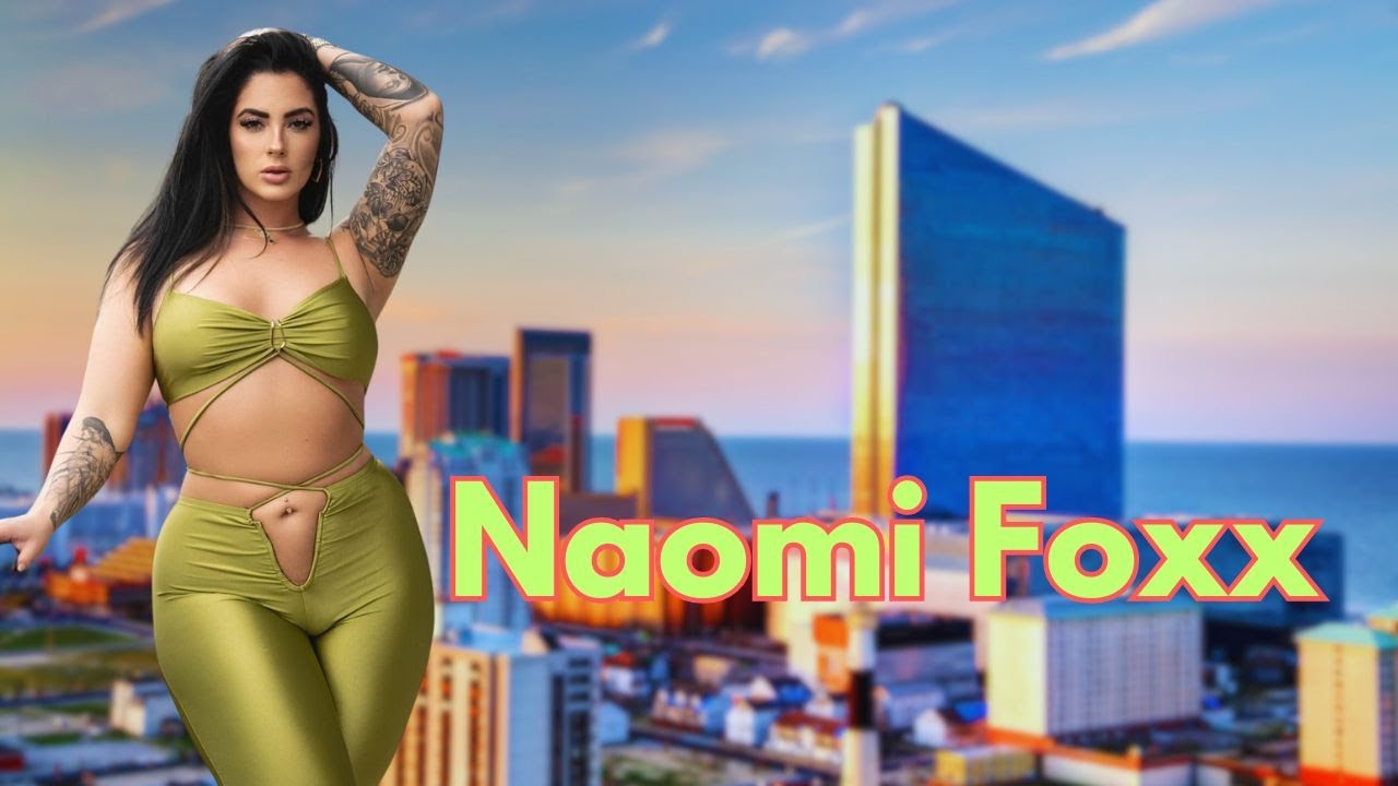 Naomi Foxx - Curvy Model - Wiki , Bio, Fashion And Body Positivity