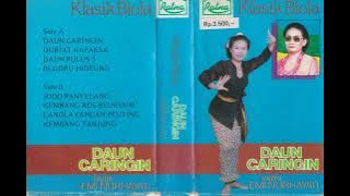 Emi Nurhayati - Daun Caringin