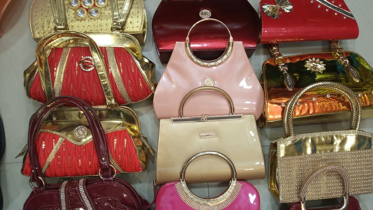 Regular Clutch bag Ladies Hand Purse Import Services at Rs 200 in Ahmedabad