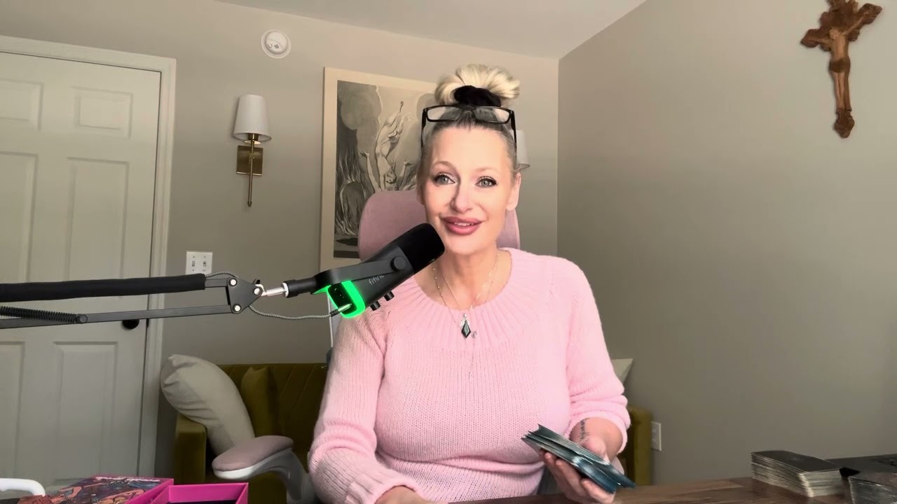 Разрушение родовых проклятий и награда UR — это потрясающе #таро #духовность #награда #родовыепро...