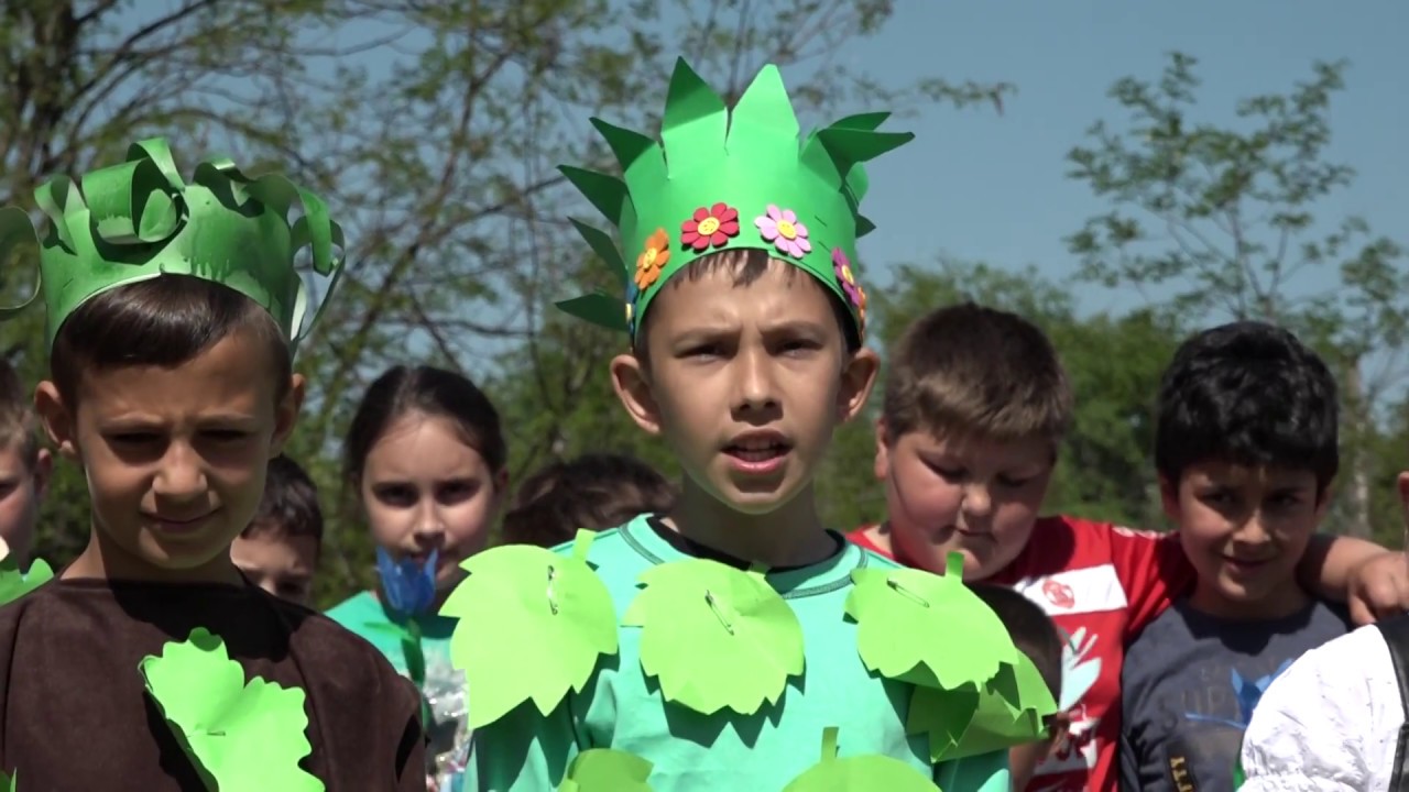 Osnovci iz Vračev Gaja i Kajtasova obeležili Svetski dan šuma časom u prirodi