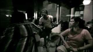 Disitu Kadang Saya Merasa Sedih - Cipt. A.M. Hendropriyono