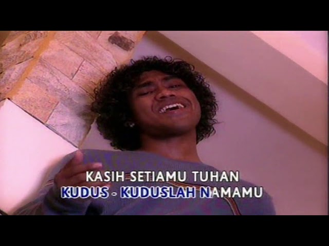 ENGKAULAH PELINDUNGKU (OFFICIAL VIDEO MUSIC) class=