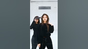 i cannot breath😖#yeji #ryujin #itzy