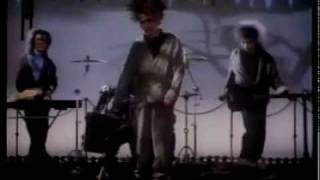 The Cure A Night Like This (Official Video).wmv