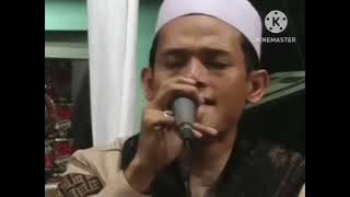 VIRAL. Young Qori from Cianjur. Ustaz Zainal Asikin. Looks like KH Muammar.