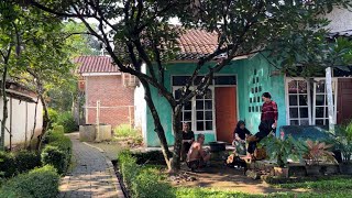 Download Lagu De landelijke sfeer van het dorp Jatijajar Sindangsuka Cibatu is nog steeds prachtig, koel en vre... MP3