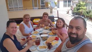 Doğum Günün Kutlu Olsun, Valide Sultan.