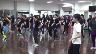 1040303 Fat Lin Zumba 5