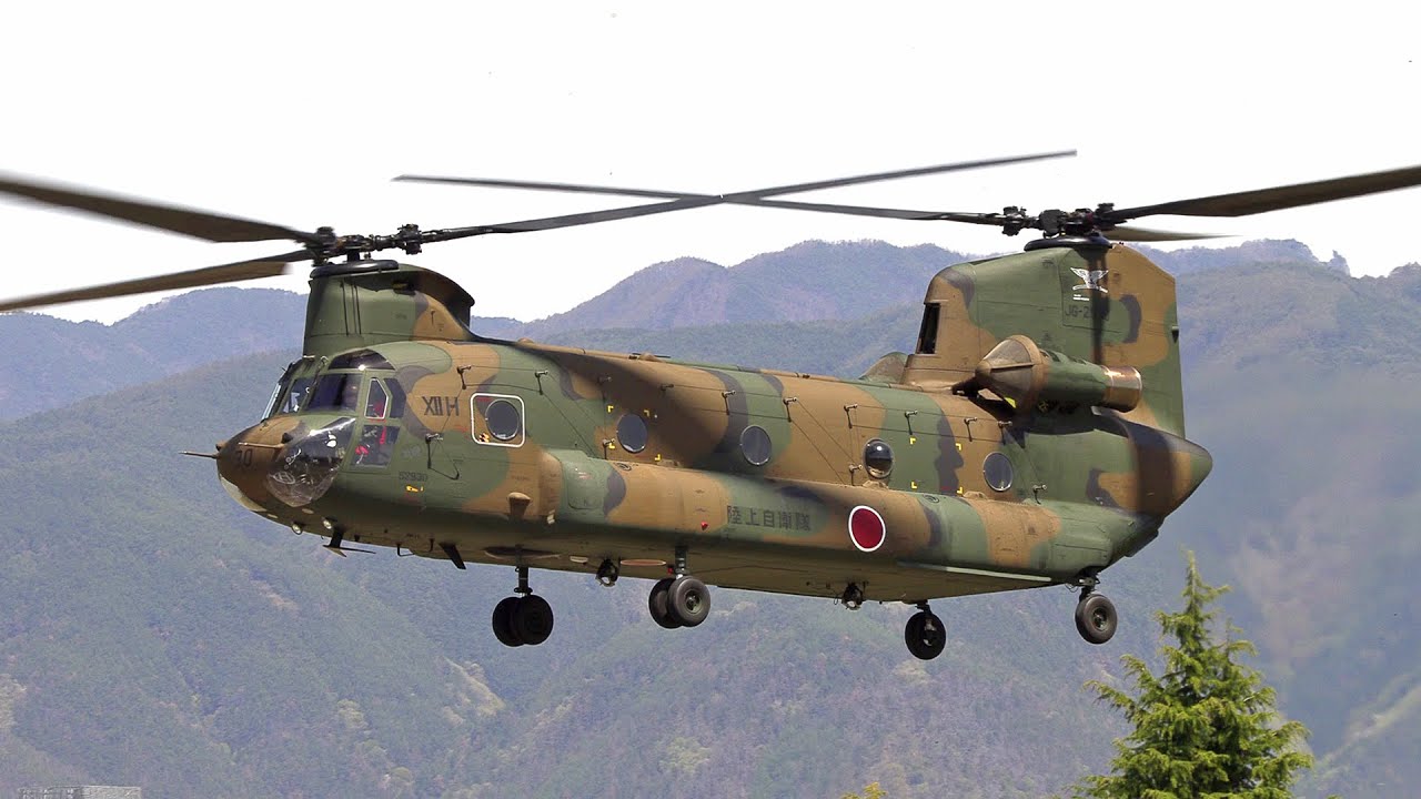 【陸上自衛隊】大型輸送ヘリコプター CH-47J チヌーク 着陸 - 松本駐屯地｜Japan's Kawasaki CH-47J Chinook  Helicopter Landing JGSDF